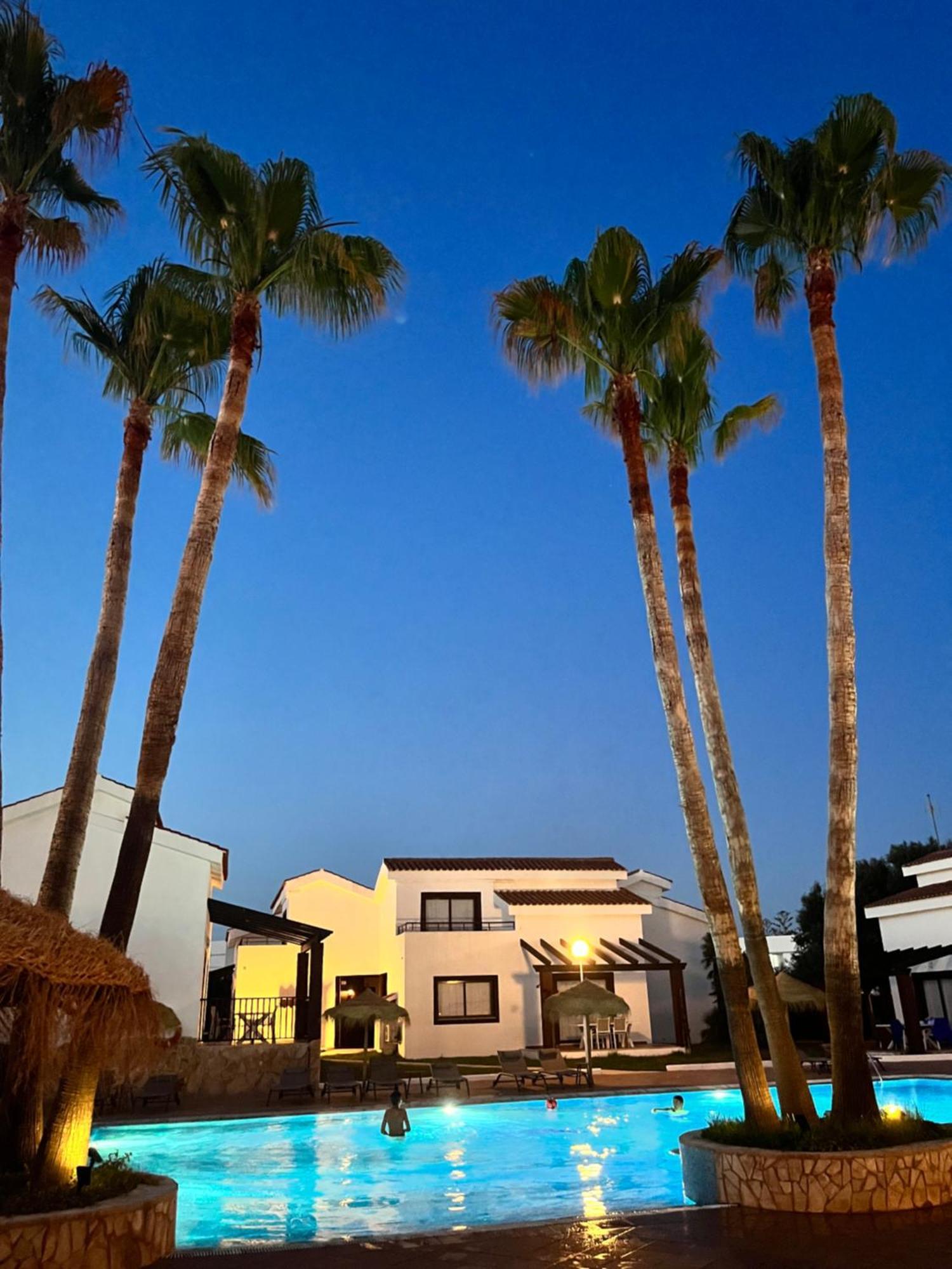 Nuramar Aparthotel Cala'N Bosch  Exterior photo