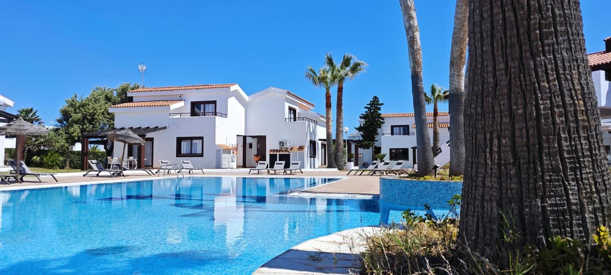 Nuramar Aparthotel Cala'N Bosch  Exterior photo